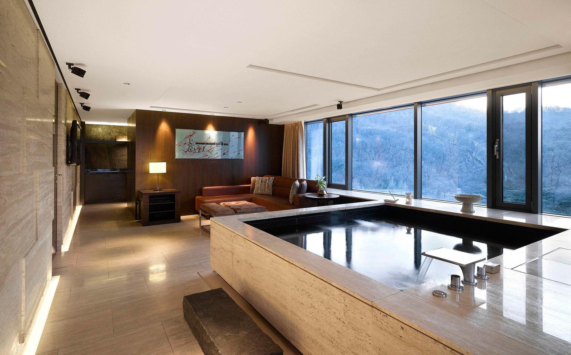 Namsan-Pool-Premier-Suite