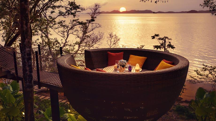 Bird's Nest Dining in Krabi Banyan Tree