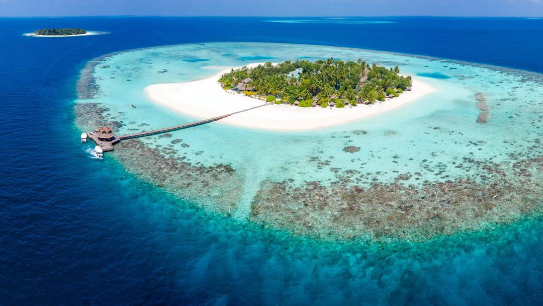 Private Island Resort in Maldives | Banyan Tree Vabbinfaru