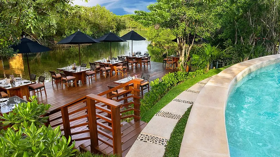 Banyan Tree Mexico Mayakoba Dining - Den Tomahawk Den Terrace