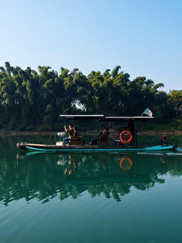 yangshuo river rafting