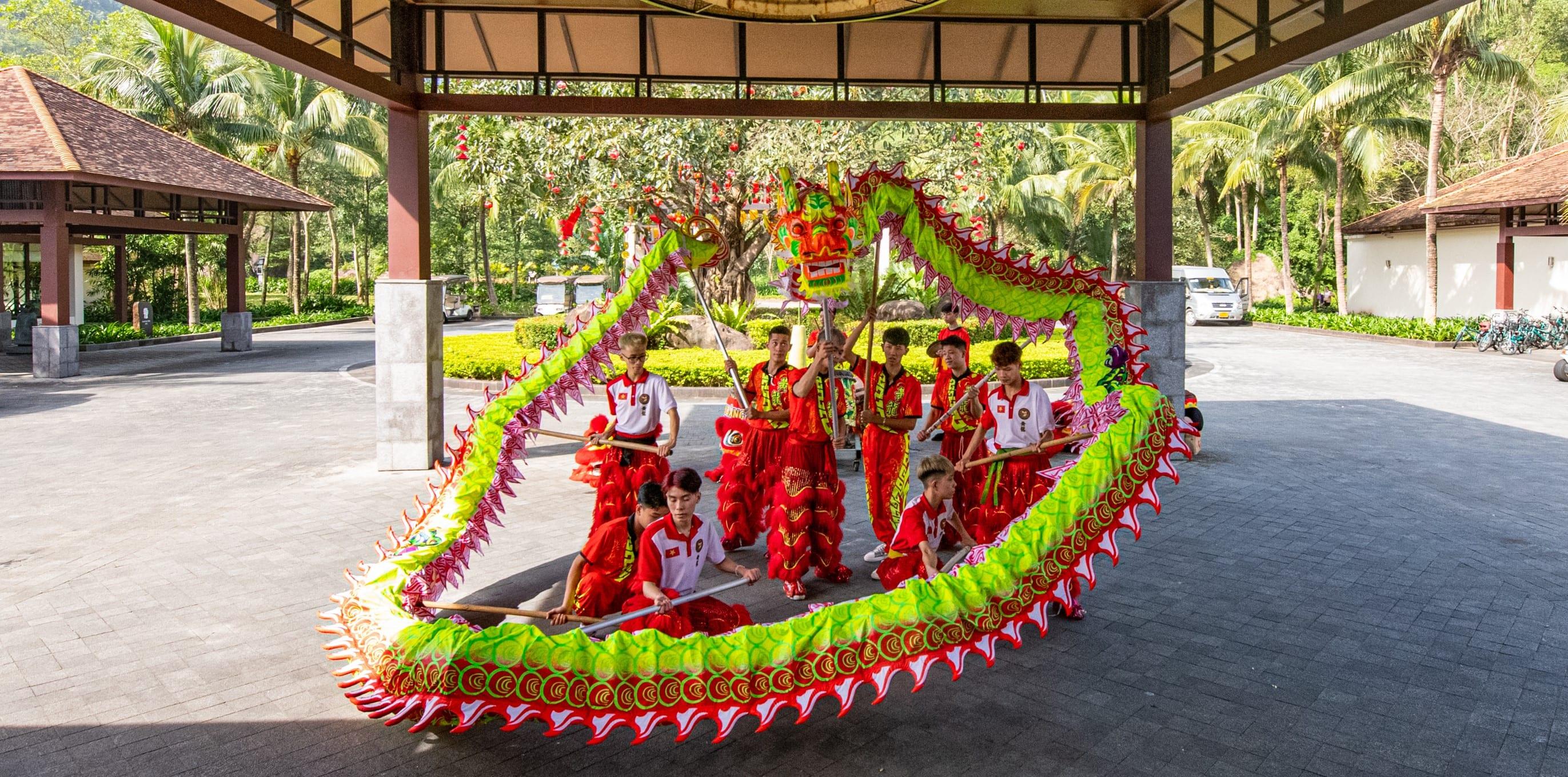 Dragon Dance