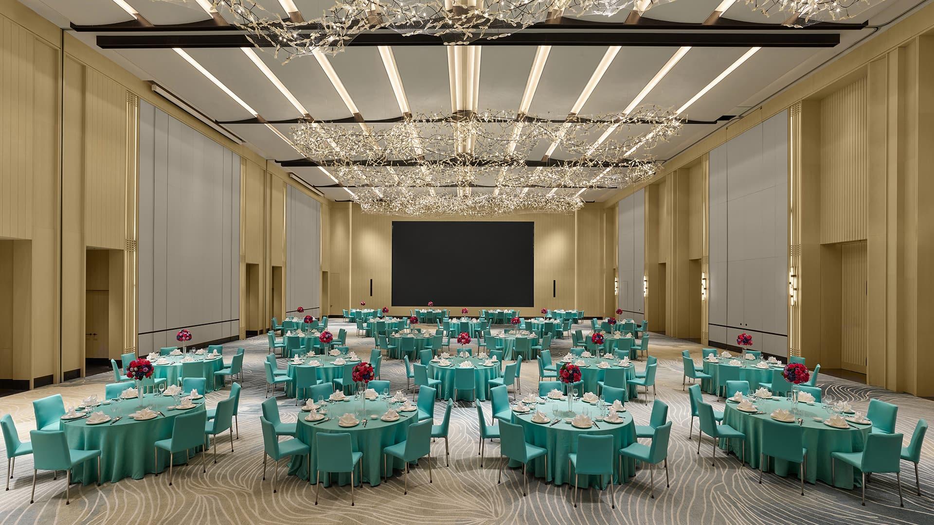 Grand Ballroom(Round Table 1)