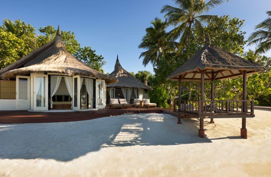 Grand Beachfront Pool Villa