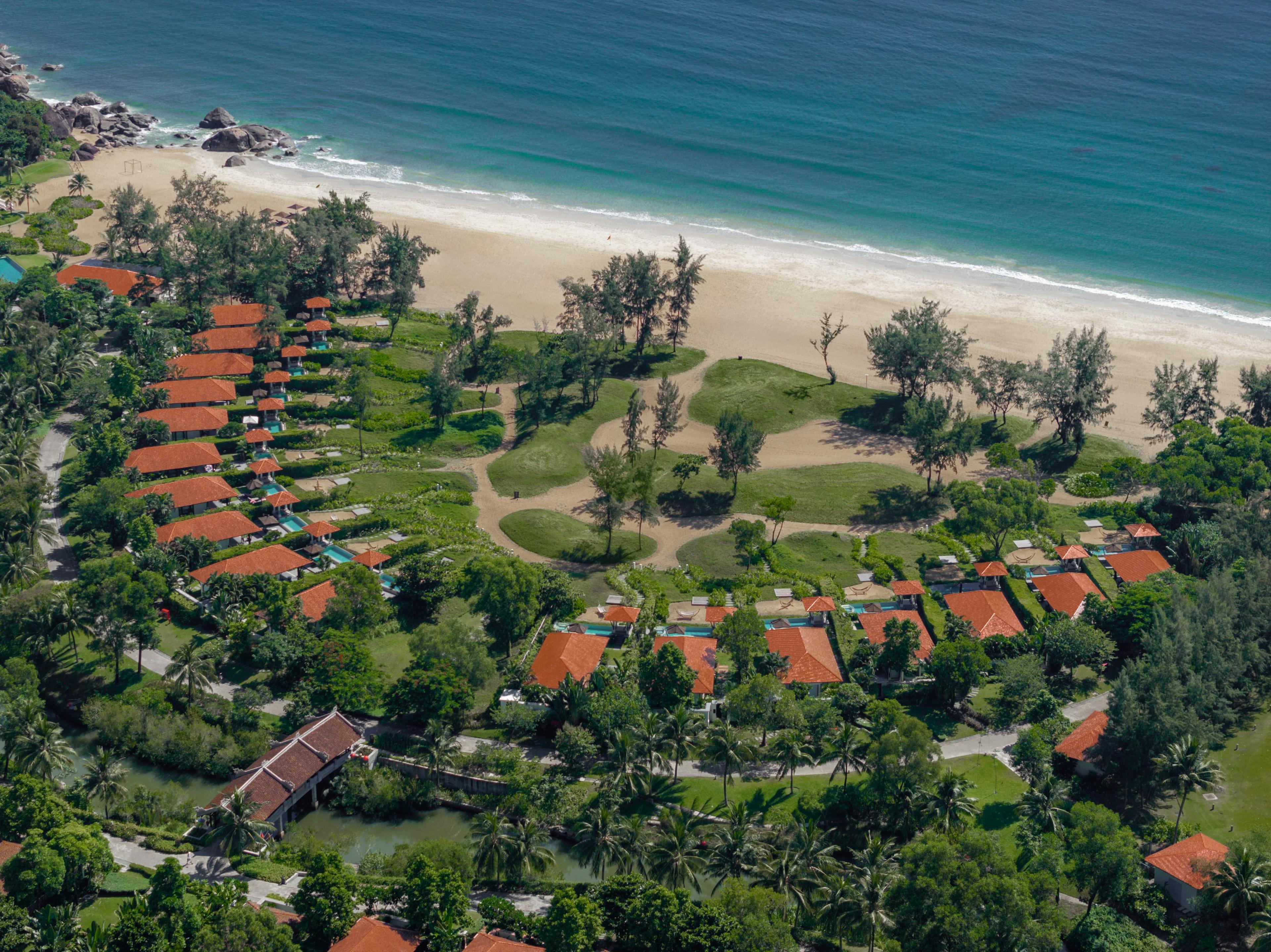 banyan tree lang co beach pool villa