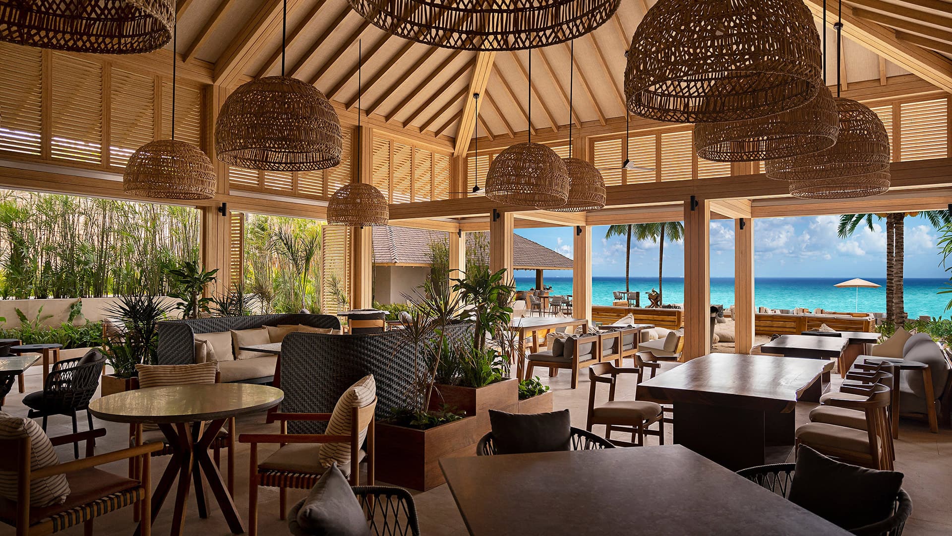 Sands Beach Club | Dining in Mayakoba - Banyan Tree