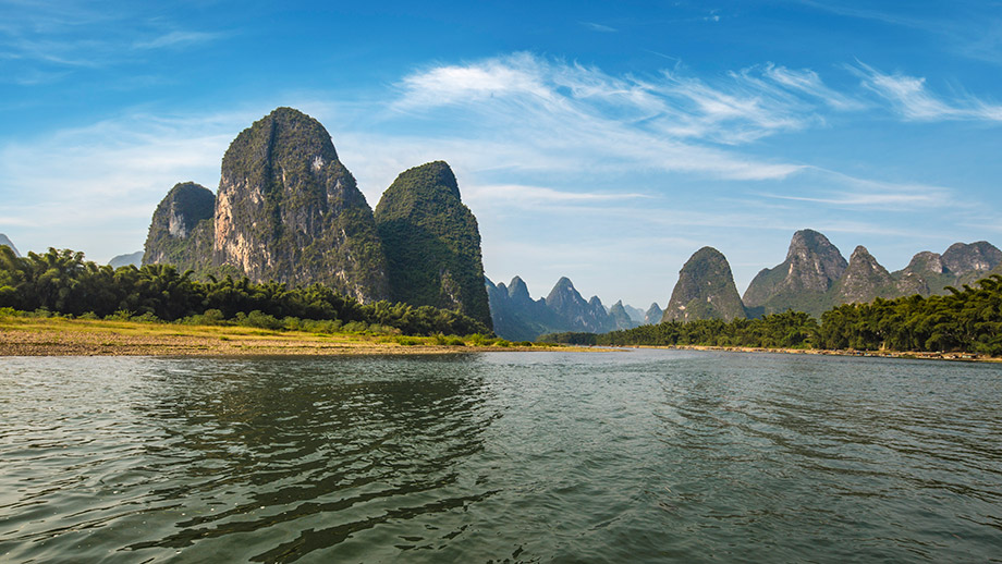 Yangshuo River Cruises and Rafting I Banyan Tree Yangshuo